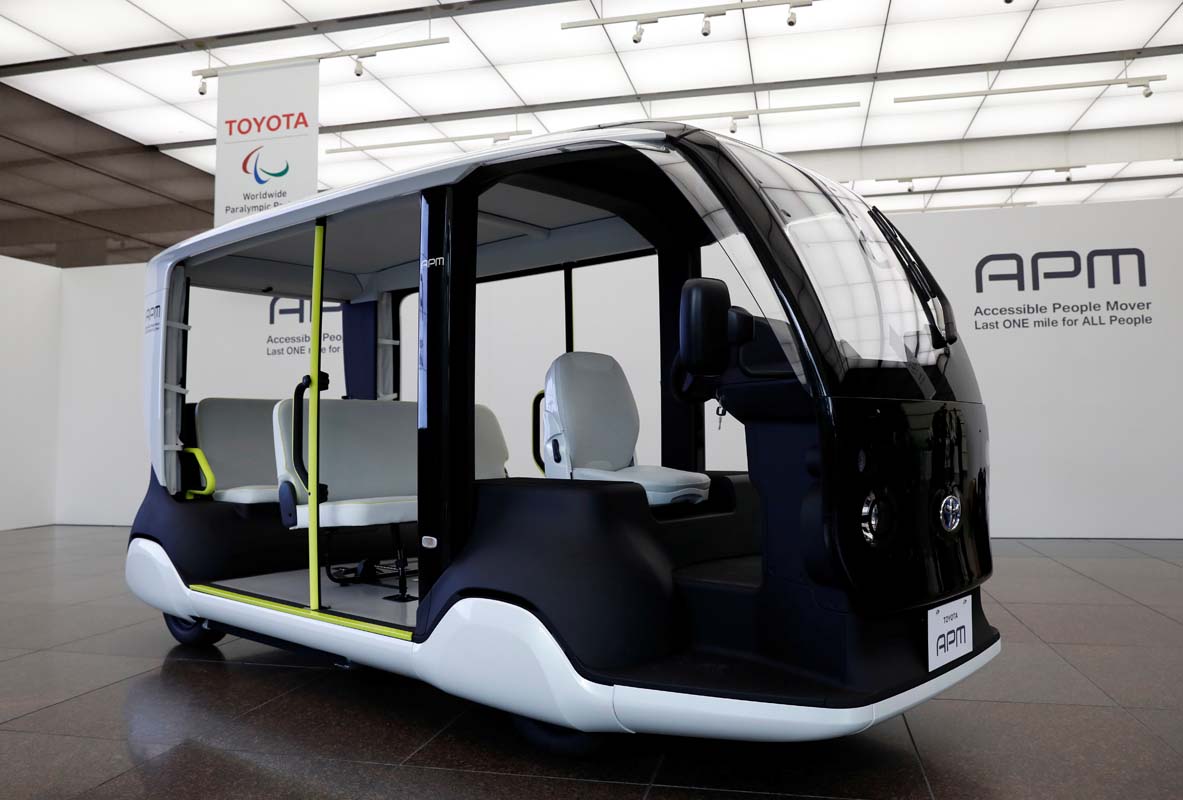 Toyota presenta el APM (Accessible People Mover) Entusiasta Toyota